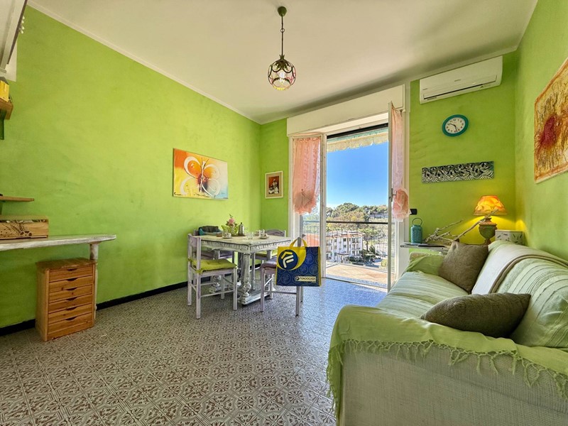 Bilocale in Vendita a Pietra Ligure, 285'000&euro;, 56 m²