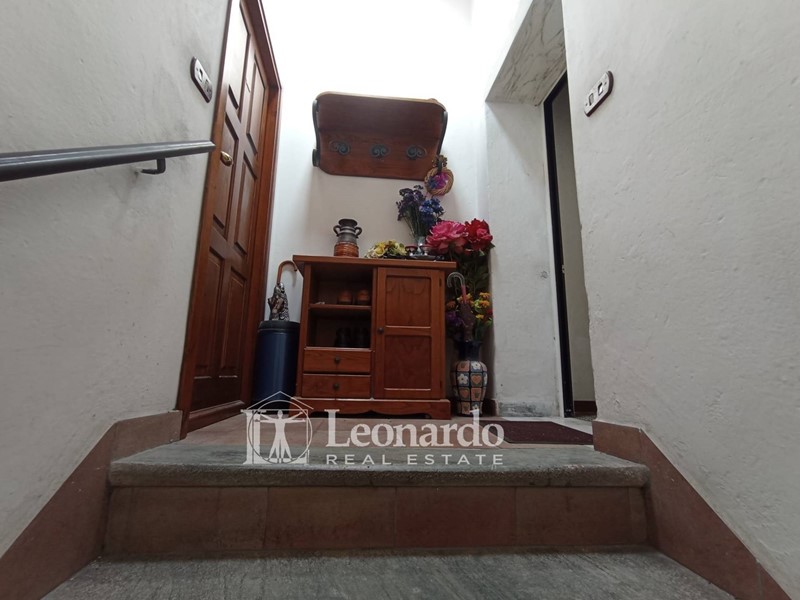 Appartamento in Vendita a Seravezza, 110'000&euro;, 117 m²