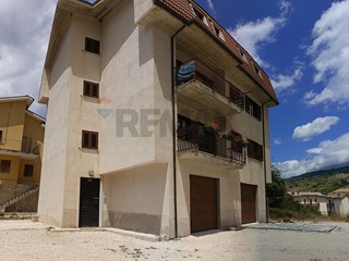 Trilocale in Vendita a Campo di Giove, 85'000&euro;, 102 m²