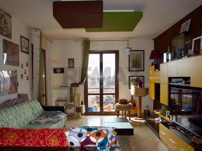 Appartamento in Vendita a Bronte, 129'000&euro;, 120 m²