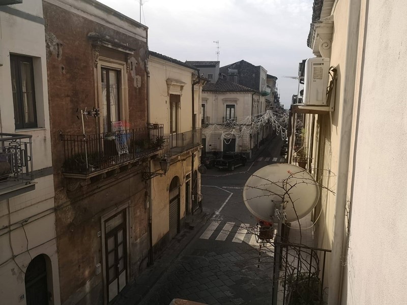 Trilocale in Vendita a Misterbianco, 35'000&euro;, 90 m²