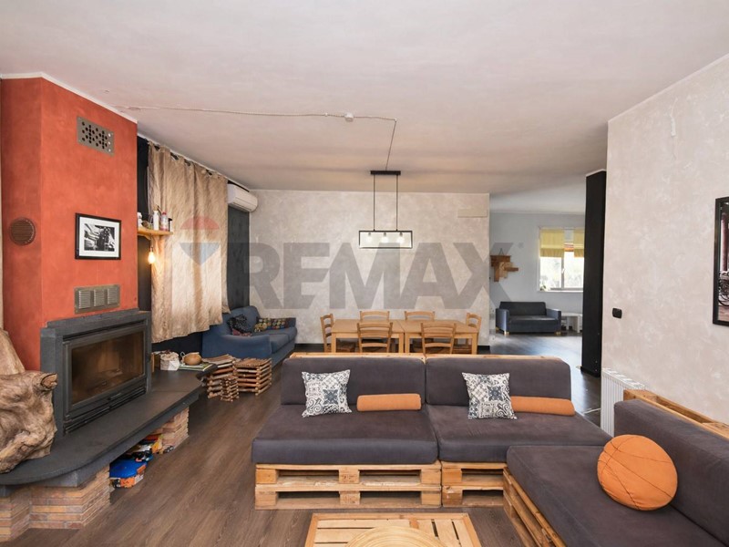 Appartamento in Vendita a Giarre, 189'000&euro;, 170 m²