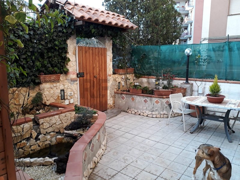 Quadrilocale in Vendita a Catania, 135'000&euro;, 96 m²