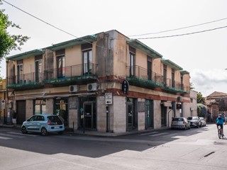 Appartamento in Vendita a Tremestieri Etneo, 170'000&euro;, 245 m²