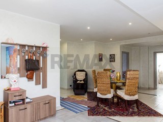 Appartamento in Vendita a Belpasso, 137'000&euro;, 160 m²