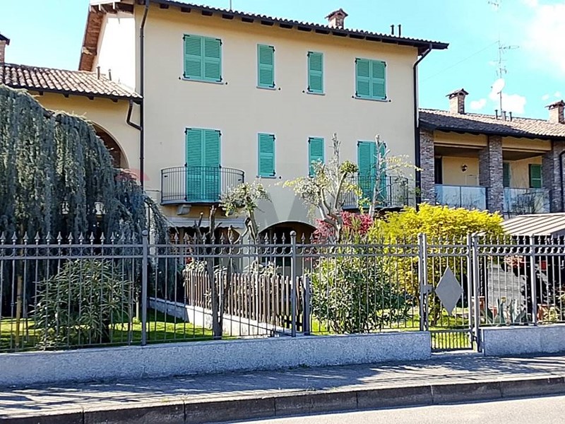 Trilocale in Vendita a Stradella, 205'000&euro;, 130 m²