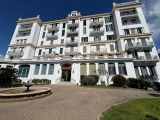 Bilocale in Vendita a Bordighera, 298'000&euro;, 56 m²