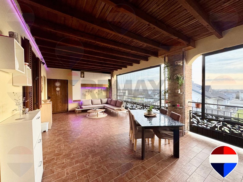 Trilocale in Vendita a Mezzago, 185'000&euro;, 85 m²