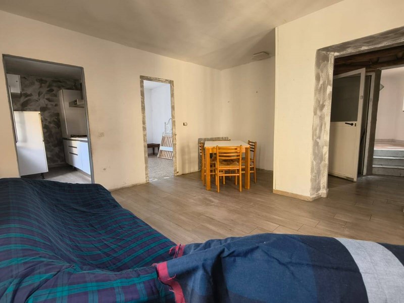 Trilocale in Vendita a Cittiglio, 62'000&euro;, 77 m²