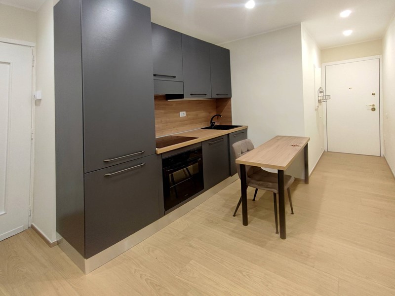 Bilocale in Affitto a Bari, 1'100&euro;, 52 m²