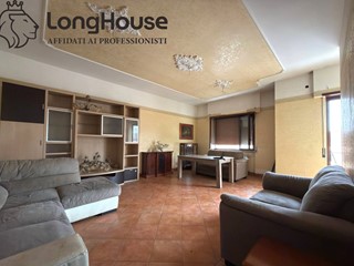 Quadrilocale in Vendita a Roma, 155'000&euro;, 125 m²