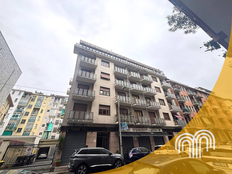 Trilocale in Vendita a Torino, 175'000&euro;, 85 m²