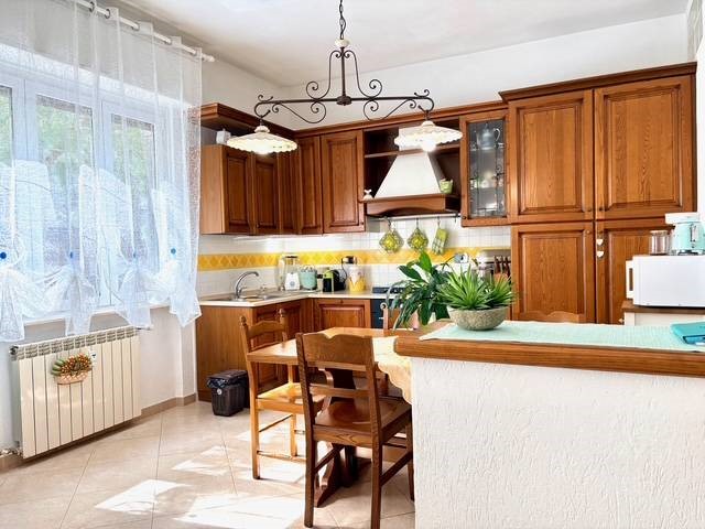 Appartamento in Vendita a Savona, 258'000&euro;, 110 m²