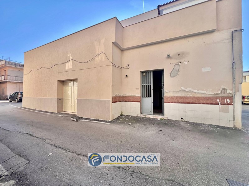 Quadrilocale in Vendita a Sant'Antimo, 105'000&euro;, 140 m²