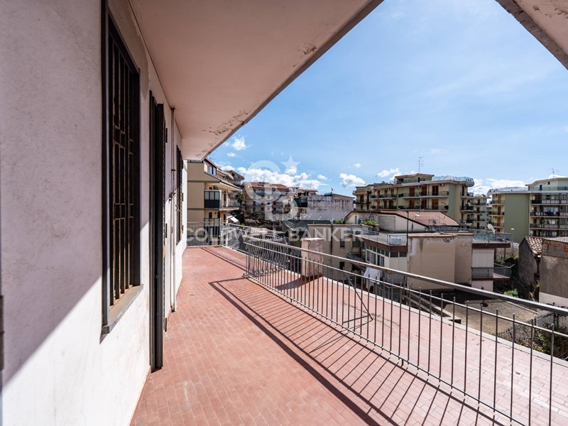 Appartamento in Vendita a Acireale, 119'000&euro;, 181 m²