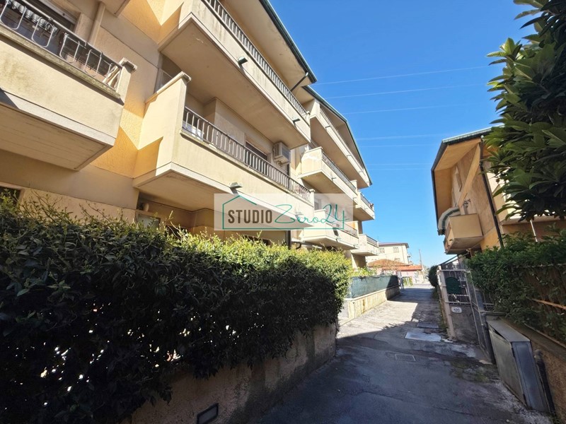 Quadrilocale in Vendita a Viareggio, 209'000&euro;, 92 m²