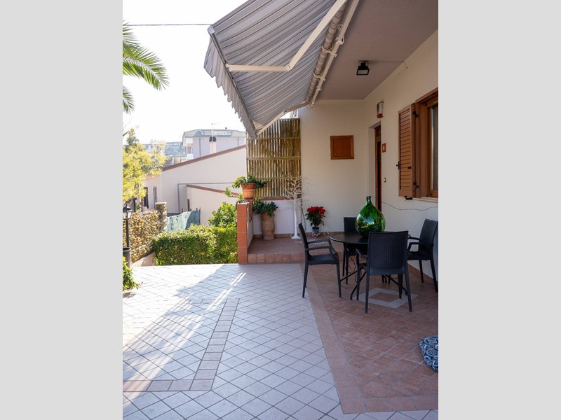 Appartamento in Vendita a Atri, 90'000&euro;, 110 m²