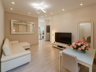 Trilocale in Vendita a Sirmione, 330'000&euro;, 80 m²