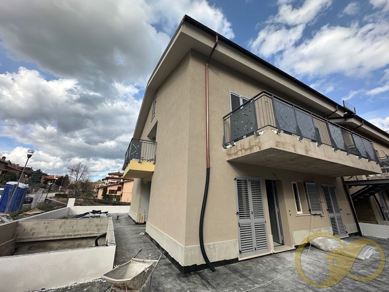 Quadrilocale in Vendita a Muccia, 176'000&euro;, 90 m²