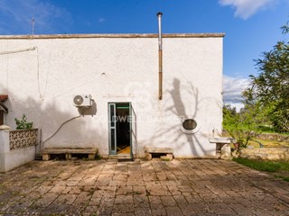 Appartamento in Vendita a Carovigno, 130'000&euro;, 112 m²