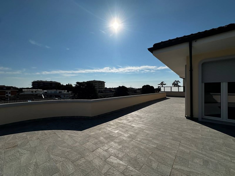 Quadrilocale in Vendita a Porto San Giorgio, 387'000&euro;, 115 m²