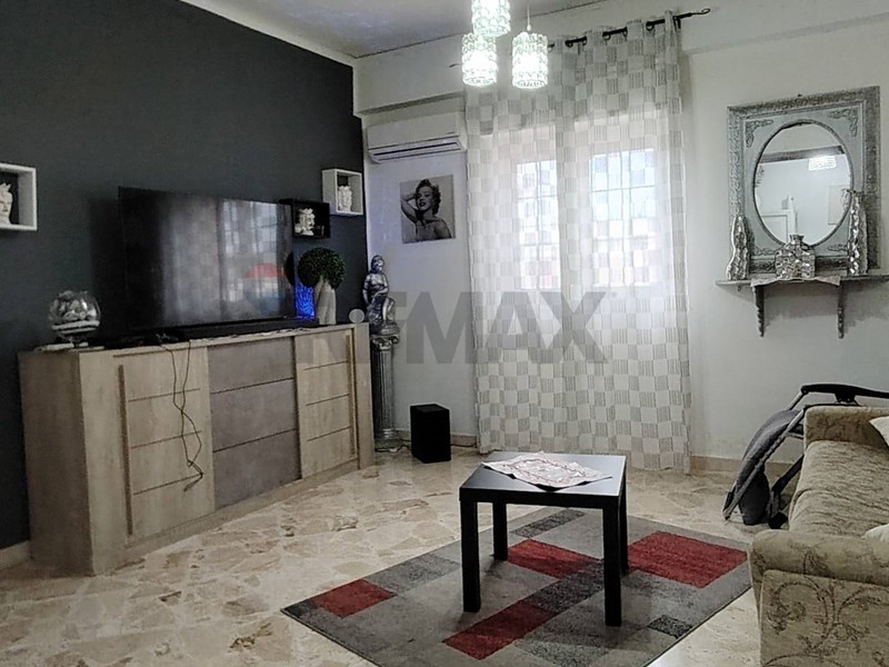 Quadrilocale in Affitto a Palermo, 650&euro;, 95 m²