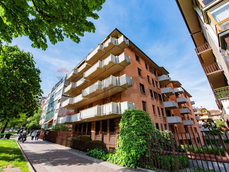 Appartamento in Vendita a Bergamo, 699'000&euro;, 220 m²