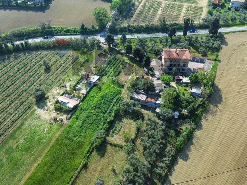 Quadrilocale in Vendita a Recanati, 165'000&euro;, 139 m²