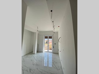 Bilocale in Vendita a Guidonia Montecelio, 118'000&euro;, 55 m²