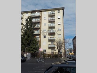 Trilocale in Vendita a Milano, 380'000&euro;, 105 m²