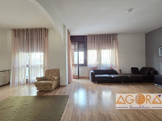 Appartamento in Vendita a Tortona, 110'000&euro;, 128 m²