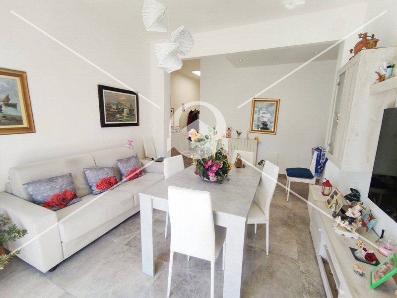 Trilocale in Vendita a Loano, 295'000&euro;, 70 m²