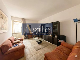Appartamento in Vendita a Offida, 130'000&euro;, 135 m²