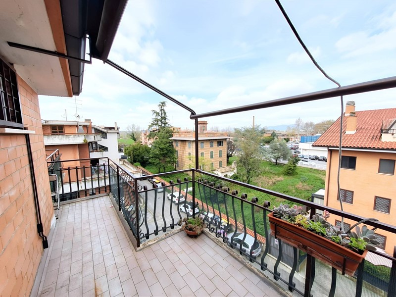 Attico in Vendita a Monterotondo, 89'000&euro;, 40 m²