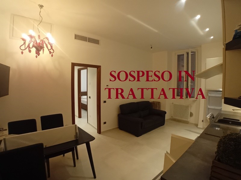 Trilocale in Affitto a Milano, zona Via Antonio Mambretti 22a, 1'000&euro;, 70 m², arredato