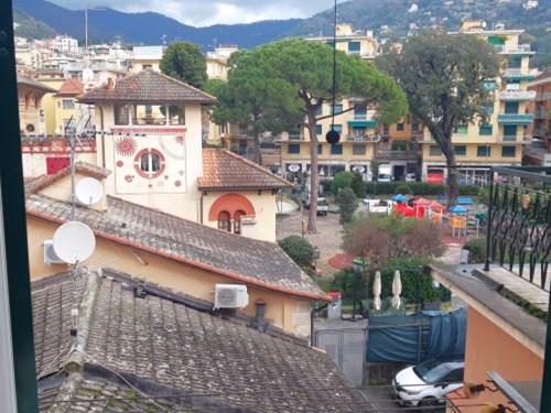 Appartamento in Vendita a Rapallo, zona CENTRO STORICO, 170'000&euro;, 52 m², arredato