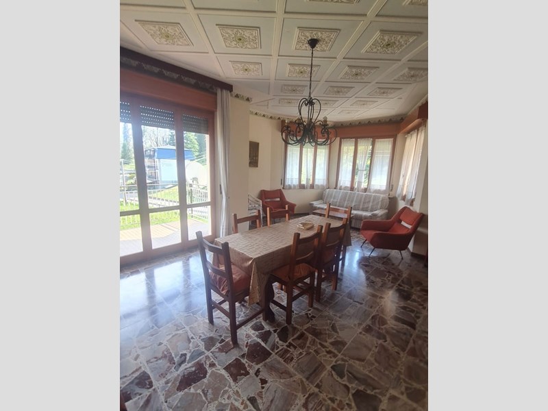 Trilocale in Affitto a Rota d'Imagna, 2'300&euro;, 70 m², arredato