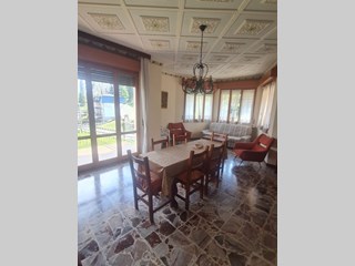 Trilocale in Affitto a Rota d'Imagna, 2'300&euro;, 70 m², arredato