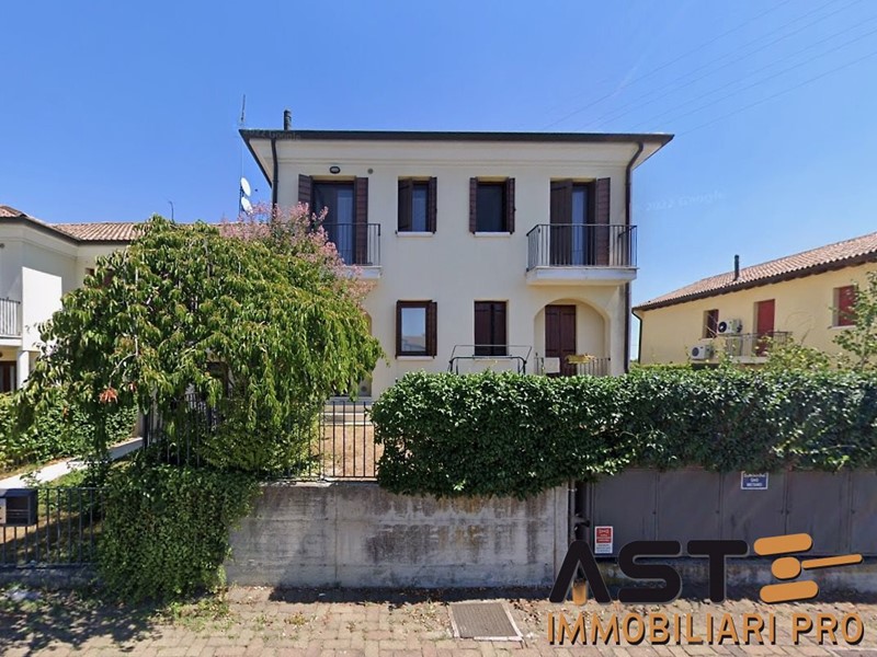 Quadrilocale in Vendita a Carbonera, 74'000&euro;, 