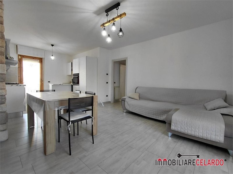 Trilocale in Vendita a Colle di Val D'Elsa, 195'000&euro;, 79 m²