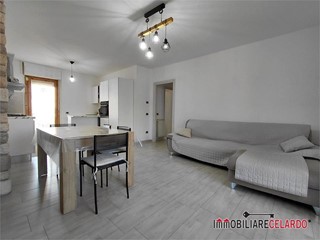 Trilocale in Vendita a Colle di Val D'Elsa, 195'000&euro;, 79 m²