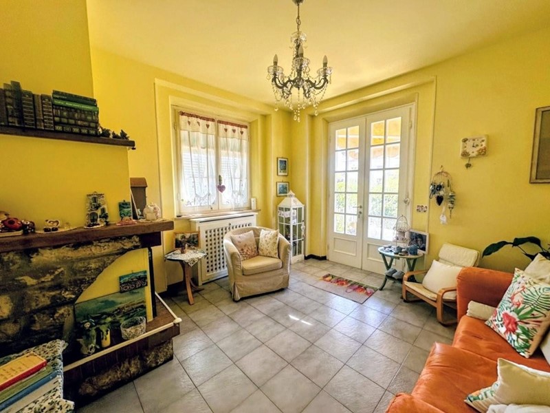 Appartamento in Vendita a Barga, 168'000&euro;, 110 m², arredato