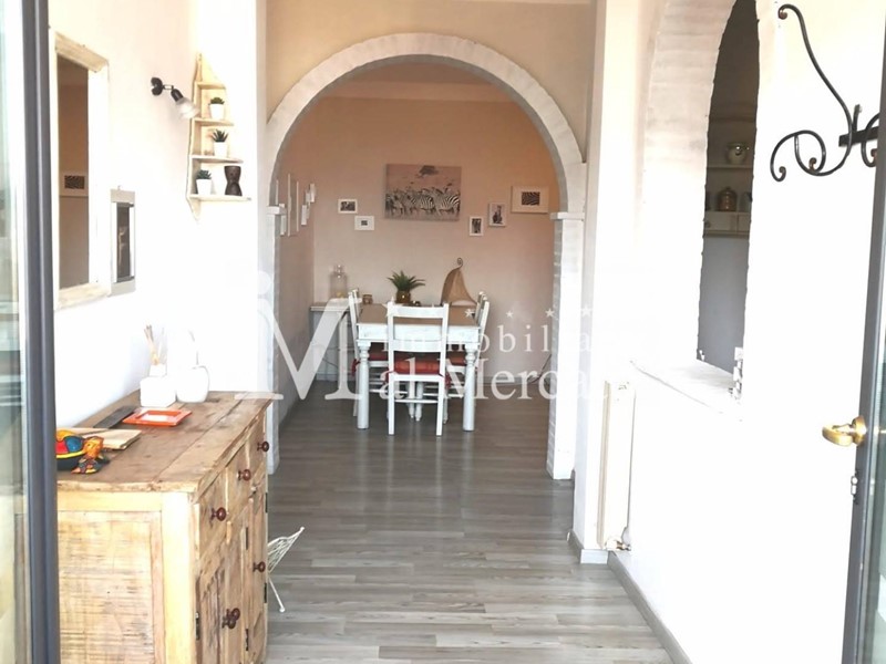 Trilocale in Vendita a Lucca, 150'000&euro;, 75 m², arredato