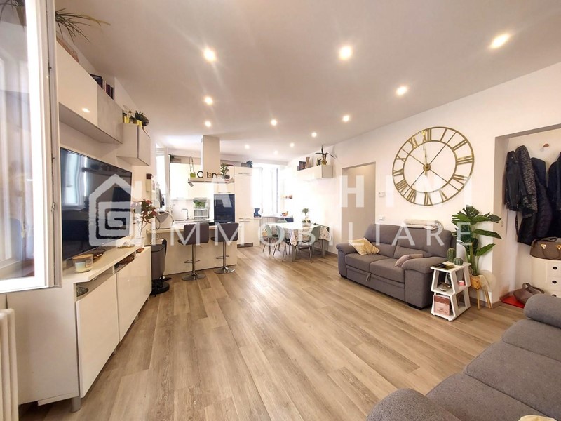 Appartamento in Vendita a Lucca, 488'000&euro;, 120 m², arredato