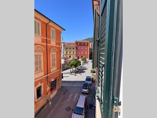 Quadrilocale in Vendita a Massa, 185'000&euro;, 87 m²