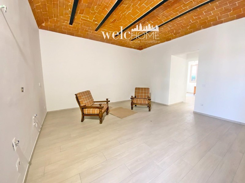 Trilocale in Vendita a Campi Bisenzio, zona Santa Maria, 260'000&euro;, 88 m²