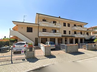Quadrilocale in Vendita a Calcinaia, 103'500&euro;, 83 m²