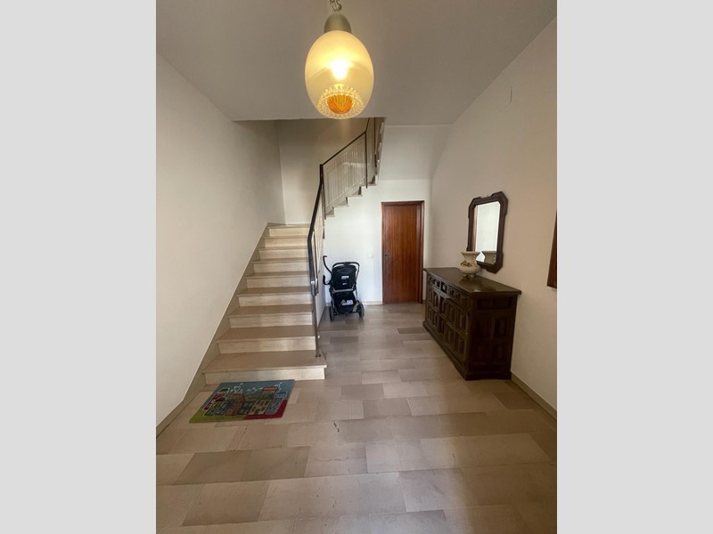 Trilocale in Vendita a Empoli, 178'000&euro;, 80 m², con Box