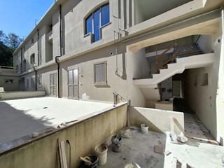 Trilocale in Vendita a Carrara, 165'000&euro;, 69 m²