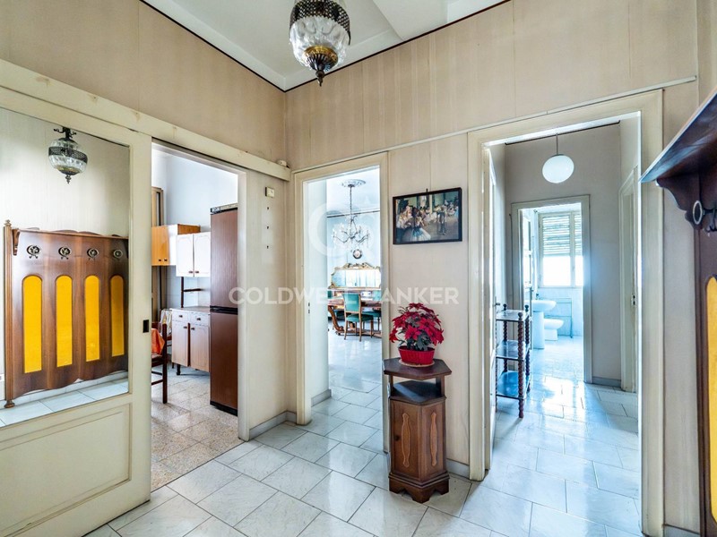 Trilocale in Vendita a Catania, 109'000&euro;, 121 m²